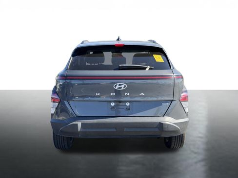 Used 2024 Hyundai Kona SEL AWD/4WD image 6