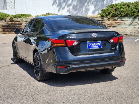 Used 2023 Nissan Altima 2.5 SV AWD/4WD image 5