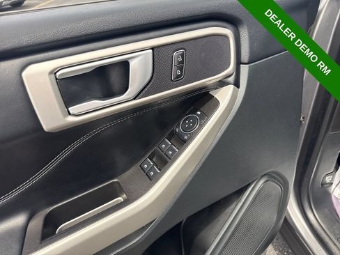 Used 2024 Ford Explorer XLT w/ Equipment Group 202A AWD/4WD image 29