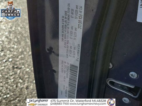 Used 2015 Dodge Charger SXT image 34