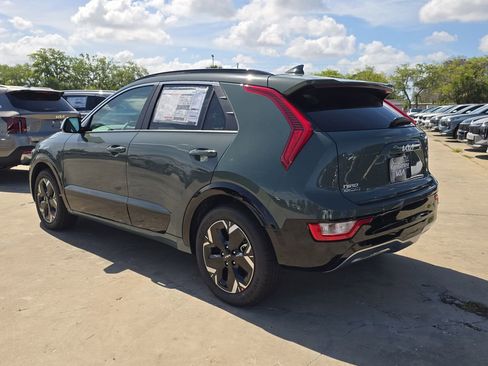 New 2026 Kia Niro Wind FWD image 6