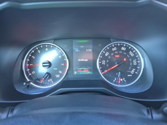 Used 2020 Toyota RAV4 XLE AWD/4WD image 27
