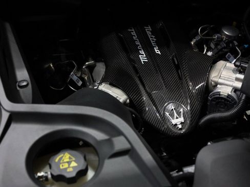 Used 2023 Maserati MC20 Coupe image 41