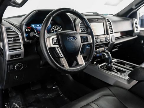 Used 2015 Ford F150 Platinum w/ Equipment Group 701A Luxury image 2