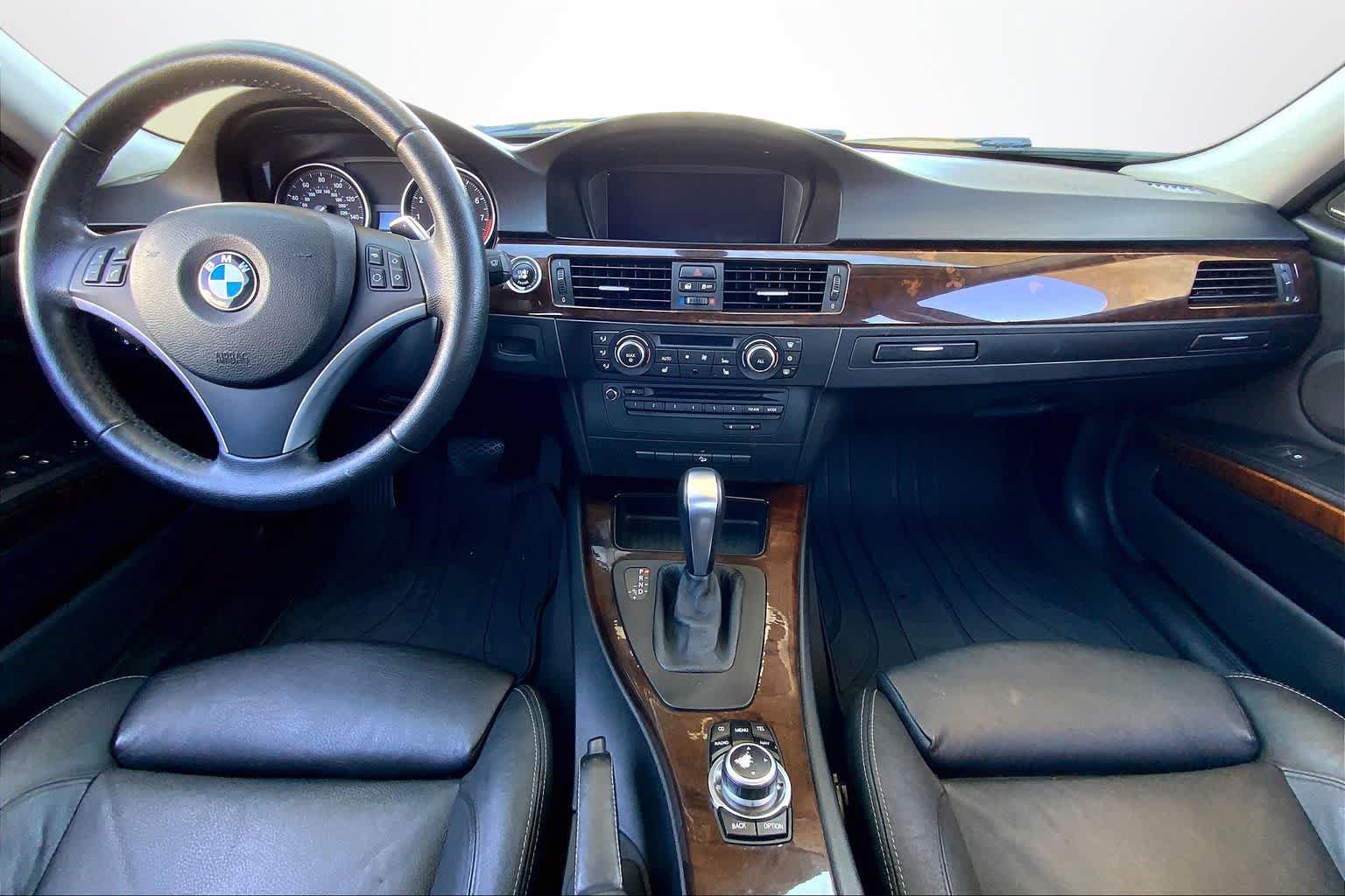 Used 2011 BMW 335i xDrive Sedan AWD/4WD image 9