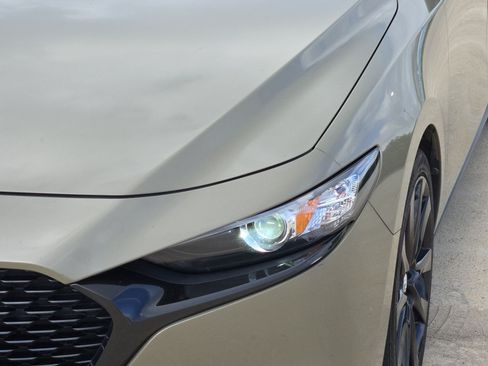 Used 2024 MAZDA MAZDA3 s AWD/4WD image 9