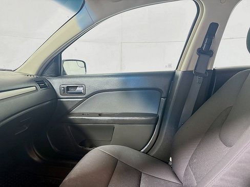 Used 2012 Ford Fusion SE image 21