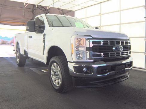 Used 2024 Ford F350 XLT image 4