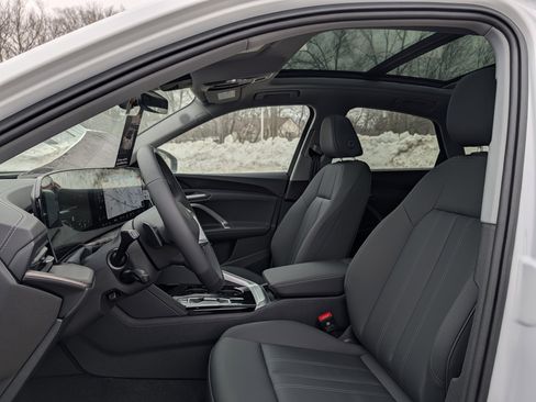 New 2025 Audi Q5 Premium Plus image 5