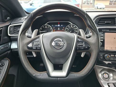 Used 2020 Nissan Maxima SR w/ Sport Mat Group image 8