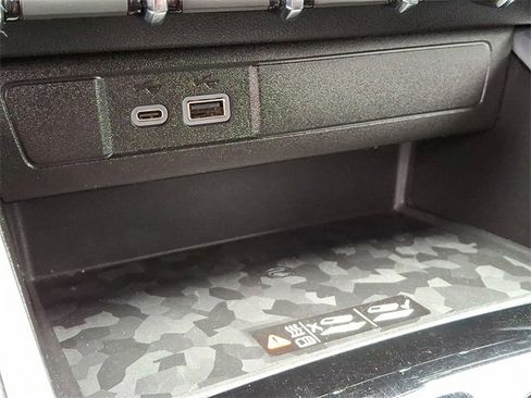 Used 2023 Chevrolet Colorado LT w/ LT Convenience Package II image 25