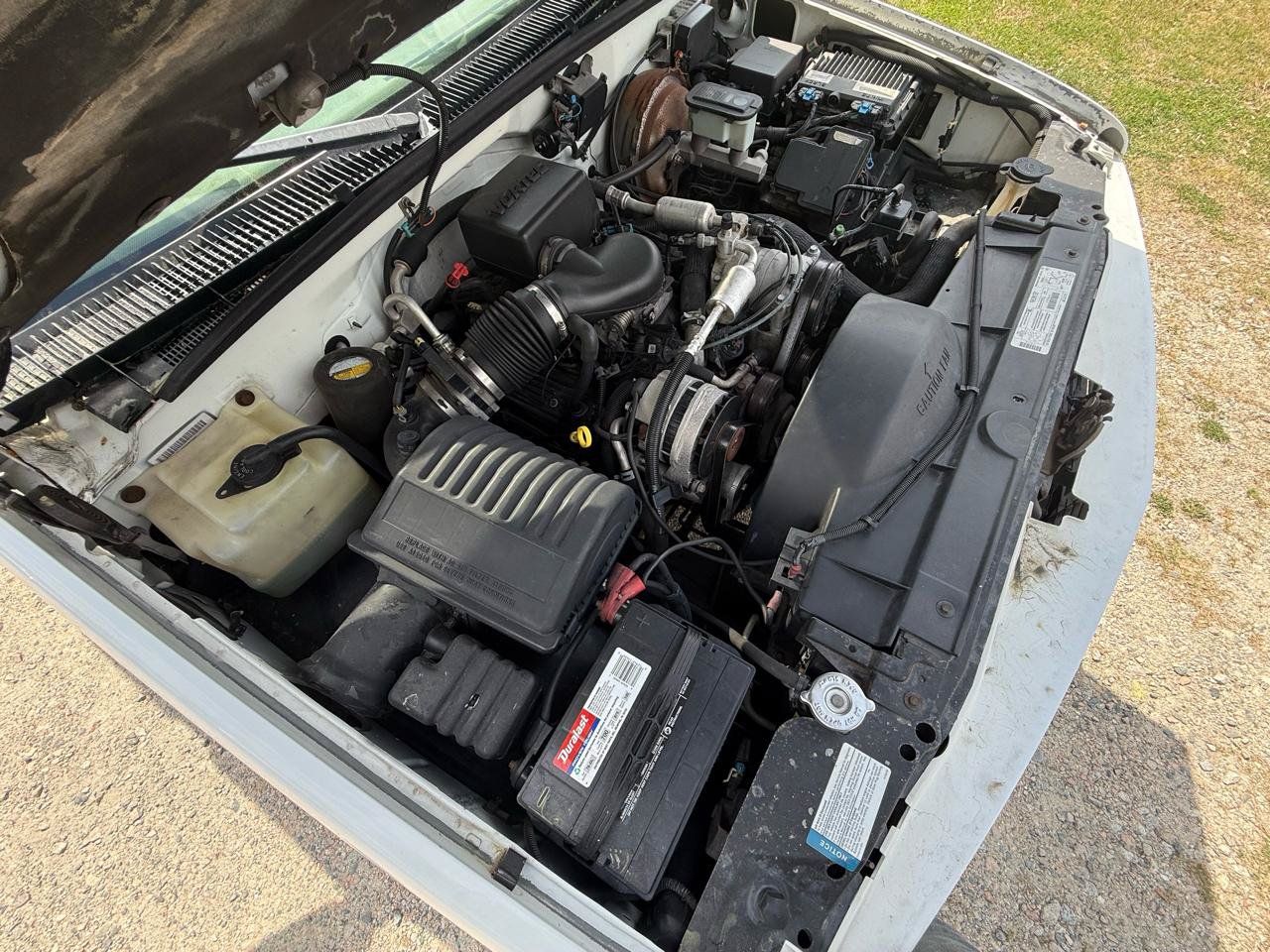 Used 1998 GMC Yukon 2WD 4-Door w/ Marketing Opt Pkg 5 image 32