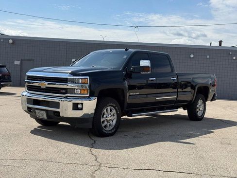 Used 2015 Chevrolet Silverado 3500 LTZ w/ Duramax Plus Package AWD/4WD image 9