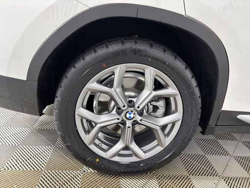 Used 2025 BMW X4 xDrive30i image 33