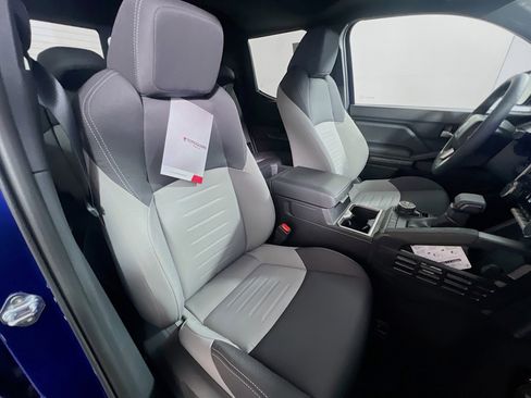 New 2025 Toyota Tacoma TRD Off-Road image 31