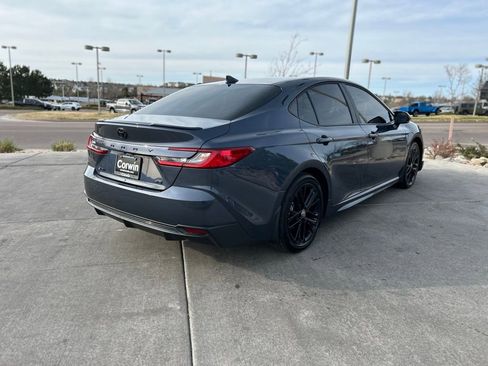 Used 2026 Toyota Camry SE w/ Convenience Package image 10