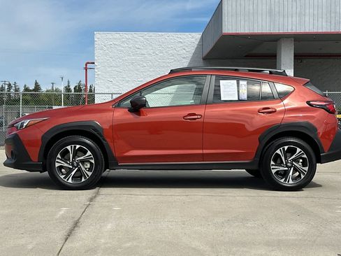 Used 2025 Subaru Crosstrek 2.0i Premium image 6