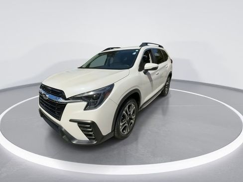 Used 2023 Subaru Ascent Limited AWD/4WD image 3