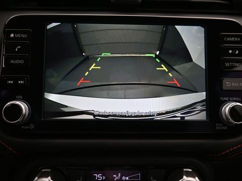 New 2025 Nissan Versa SR w/ Trunk Package image 17