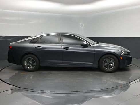 Used 2021 Kia K5 LXS FWD image 2