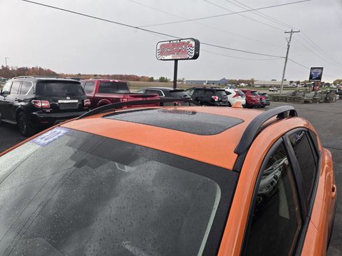 Used 2020 Subaru Crosstrek 2.0i Premium w/ Moonroof Package 2 image 17