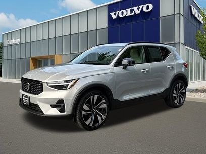 Certified 2024 Volvo XC40 B5 Ultimate w/ Climate Package