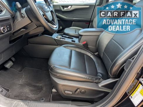 Used 2025 Ford Escape Platinum AWD/4WD image 14