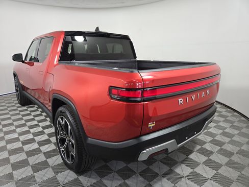 Used 2023 Rivian R1T Adventure image 3