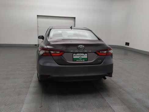 Used 2022 Toyota Camry LE image 6