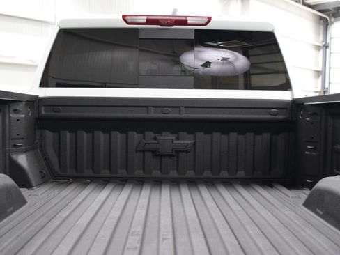 Used 2026 Chevrolet Silverado 2500 ZR2 AWD/4WD image 25