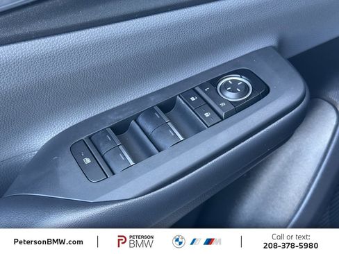 Used 2025 Toyota Prius Limited image 24