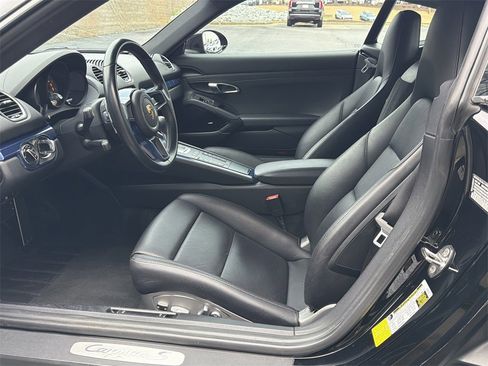 Used 2018 Porsche 718 Cayman image 9