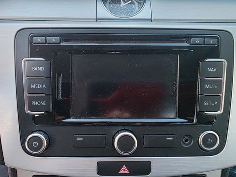 Used 2014 Volkswagen CC Sport image 24