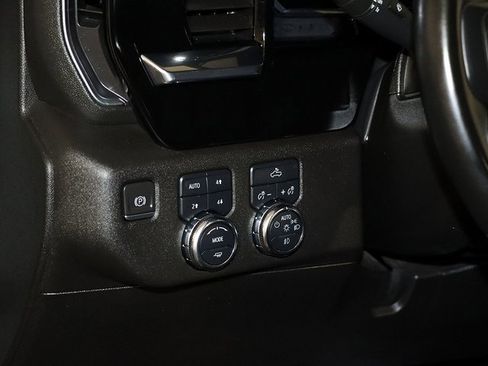 Used 2023 GMC Sierra 1500 Elevation w/ Preferred Package image 25