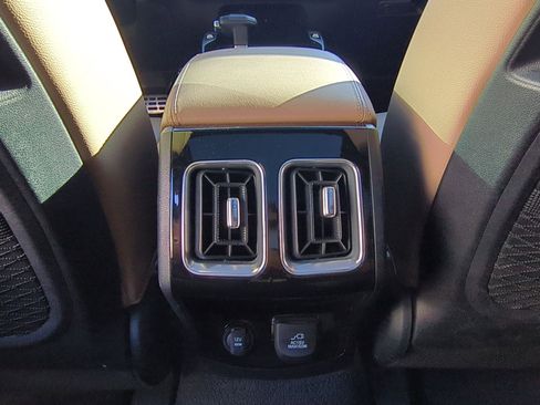 Used 2025 Kia Sorento SX Prestige w/ Olive Brown Leather Package image 32