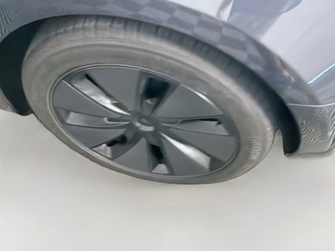 Used 2024 Tesla Model 3 Long Range RWD image 11