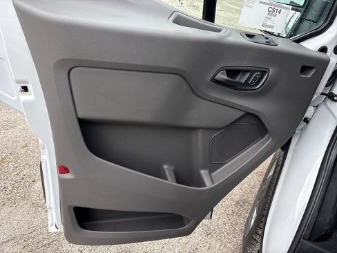 New 2026 Ford Transit 250 148 Medium Roof RWD image 25
