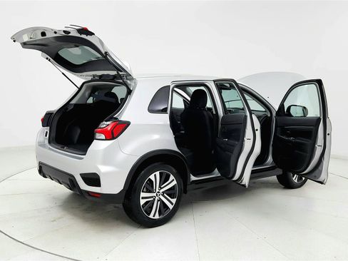 Used 2025 Mitsubishi Outlander Sport AWD image 11