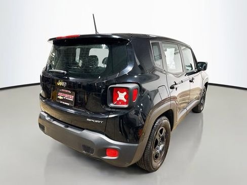 Used 2017 Jeep Renegade Sport w/ Power & Air Group FWD image 6