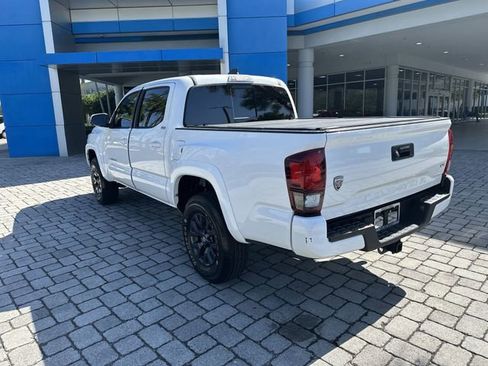 Used 2022 Toyota Tacoma SR5 w/ Technology Package RWD image 16