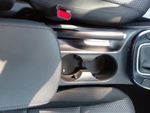 Certified 2025 Kia Soul LX w/ LX Technology Package image 14