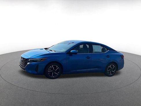 Used 2025 Nissan Sentra SV FWD image 7