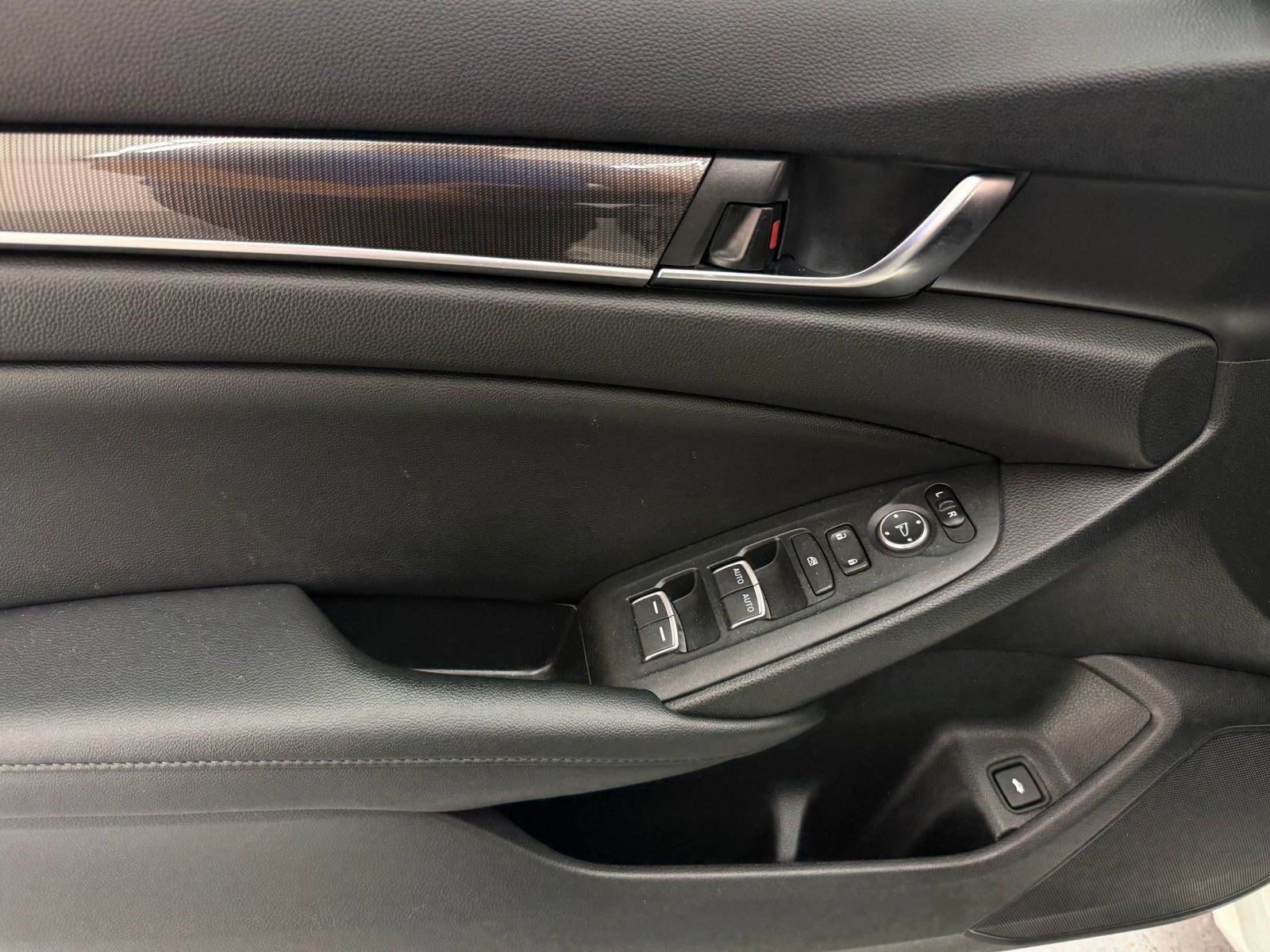 Used 2021 Honda Accord Sport Special Edition image 11