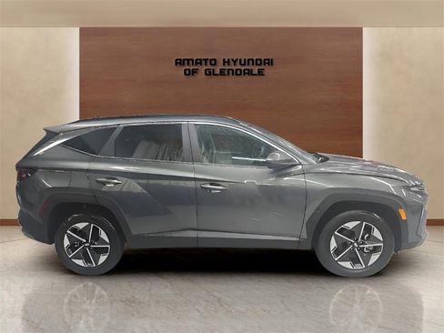 New 2025 Hyundai Tucson SEL image 7