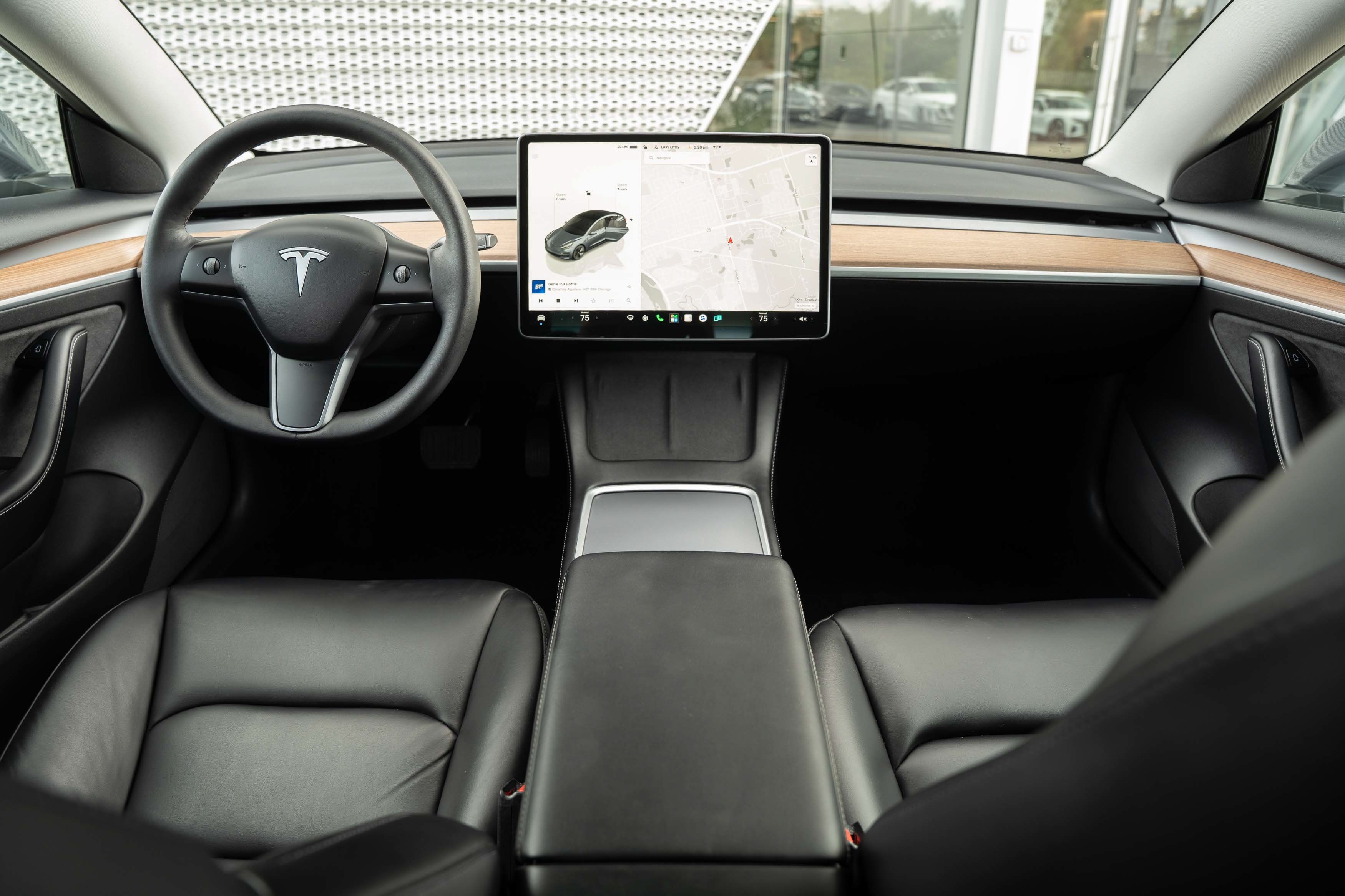 Used 2022 Tesla Model 3 Long Range AWD/4WD image 8