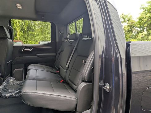 New 2026 GMC Sierra 1500 Denali image 9