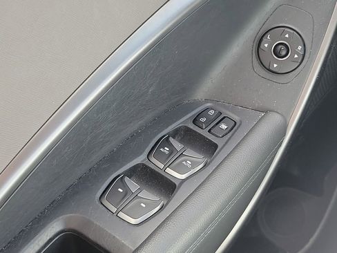 Used 2018 Hyundai Santa Fe Sport image 24