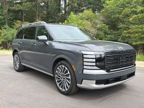 New 2026 Hyundai Palisade Calligraphy FWD image 8