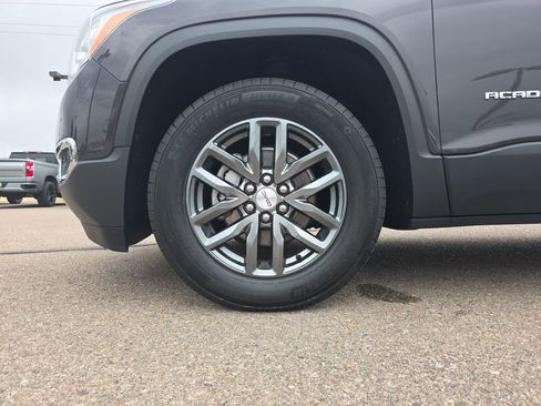 Used 2017 GMC Acadia SLT AWD/4WD image 27