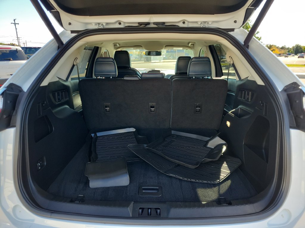 Certified 2024 Ford Edge SEL w/ Sport Appearance Package AWD/4WD image 8